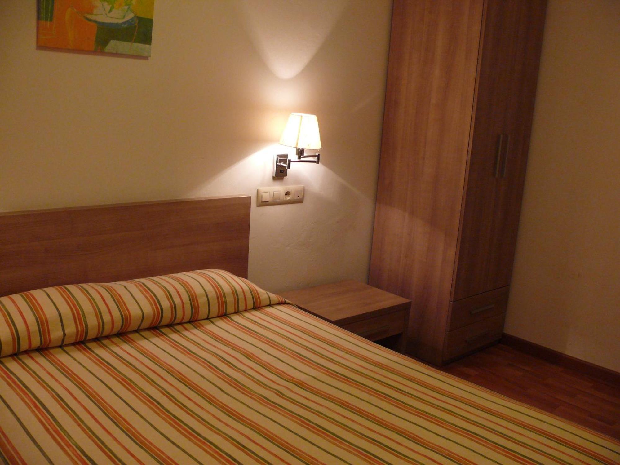 Hostal Muntanya Artesa de Segre Εξωτερικό φωτογραφία